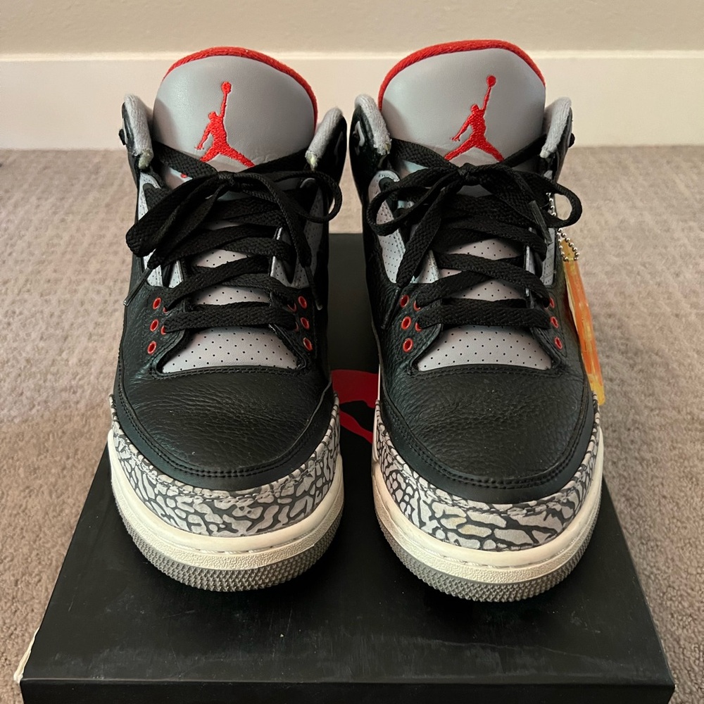 Air Jordan Retro 3 Cement Black Size 9.5 US Men